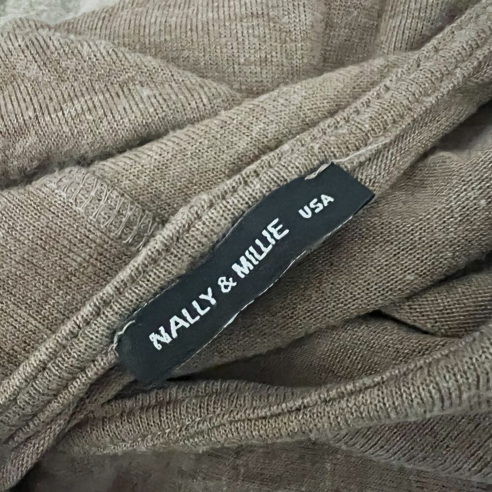 Nally and Millie tan beige pullover sweater size s/m - Picture 2 of 4